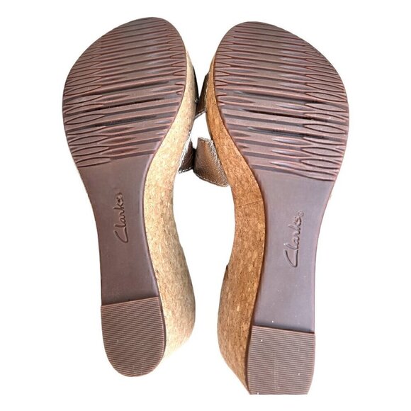 Clarks Collection Gold Metallic Annadel Bari Cork Wedge Sandals Women’s Size 11 - Picture 4 of 7